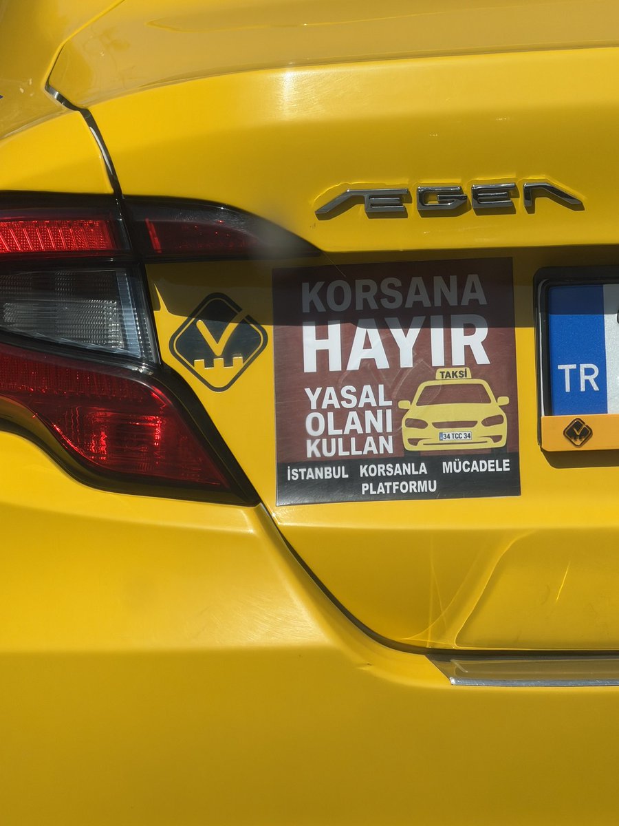 GlUL1A's tweet photo. "yasal olani kullan"
pos bozuk iban var
karakoy besiktas 500 tl
yakin mesafe gitmem
kmodan gidelim trafik var
taksimetre kapali https://t.co/4iwfvHjvJL