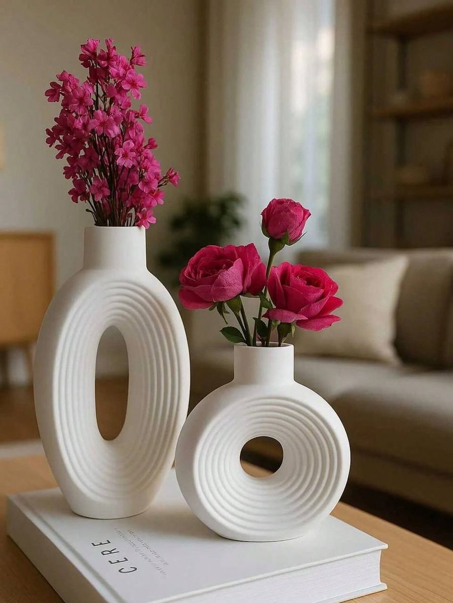 mtnw17's tweet photo. 🕊️🕊️

أغلق الباب الذي يؤذيك , والنافذة التي تؤلمك , عود نفسك على التجاهل , درب ذاتك على التغافل , لاتهتم في كل شيء. https://t.co/uVT8QLsQRR