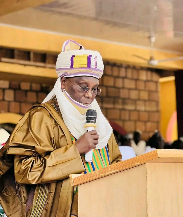 Pharmacio001's tweet photo. Nigeria deserves experienced, visionary, and people centered leadership. 

As we look toward 2027, His Excellency Atiku Abubakar remains a strong voice for economic growth, national unity, job creation, and good governance.

With his vast experience and commitment to nation building, Atiku Abubakar offers a renewed opportunity to rescue and rebuild Nigeria for the benefit of all citizens.

Together, let us support the vision of a prosperous, united, and progressive Nigeria.

Rescue Nigeria. 
Rebuild Nigeria. 
Atiku Abubakar 2027.