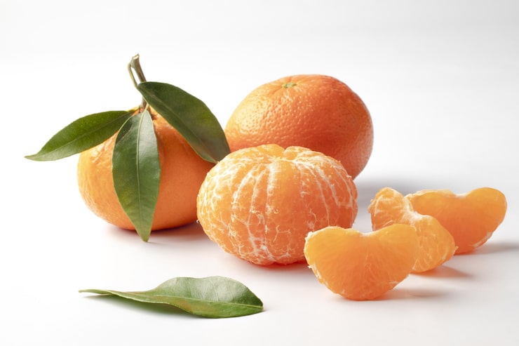 PeggyJoFarr2's tweet photo. sunshine in a fruit
a bursting orange delight
minute tangerine
PJFarr
2026
#dailyhaikuprompt (tangerine)
#haiku
#poetrycommunity
#twitterpoets
#tangerine
Freepix image. https://t.co/dcMaF2i0Zv
