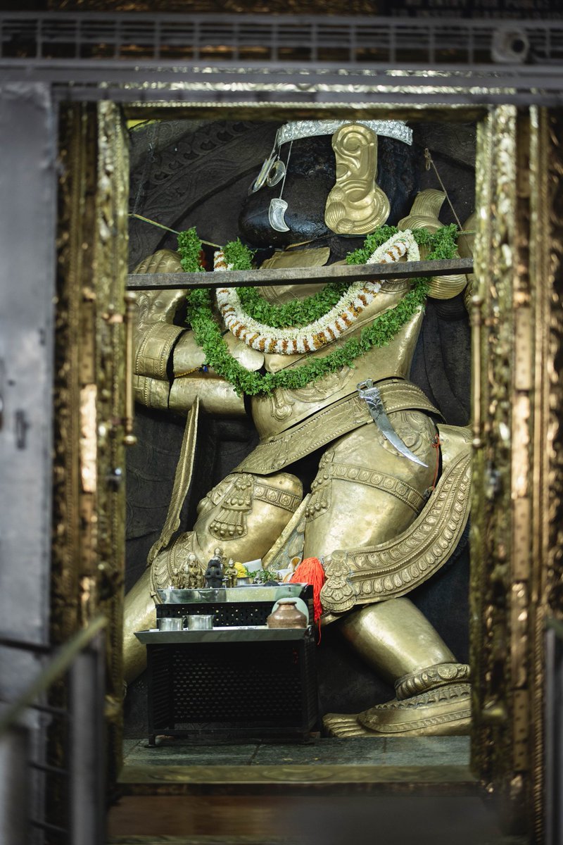 thinkbigh's tweet photo. Shree Karanjj Anjaneyaswamy Temple, Basavanagudi. #oldbengaluru
#bangalore https://t.co/DJeSDXgct2