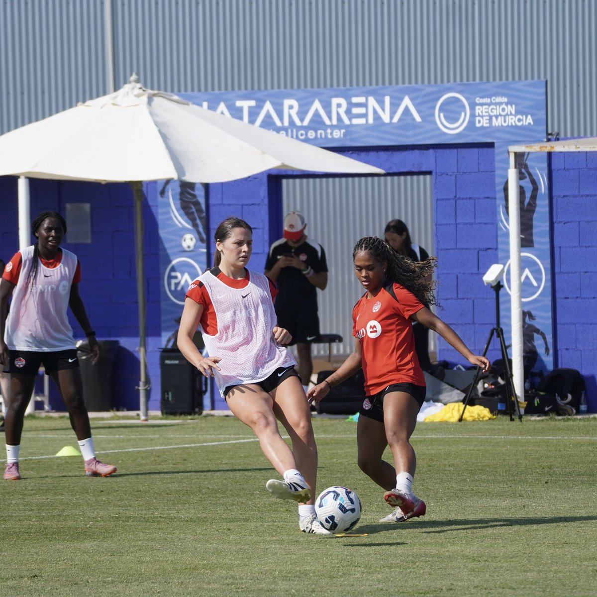 CANWNT's tweet photo. Step by step. Inching closer to our goals!

📸: @PinatarArena 
#CANW20 https://t.co/0TqXOZ9nb2