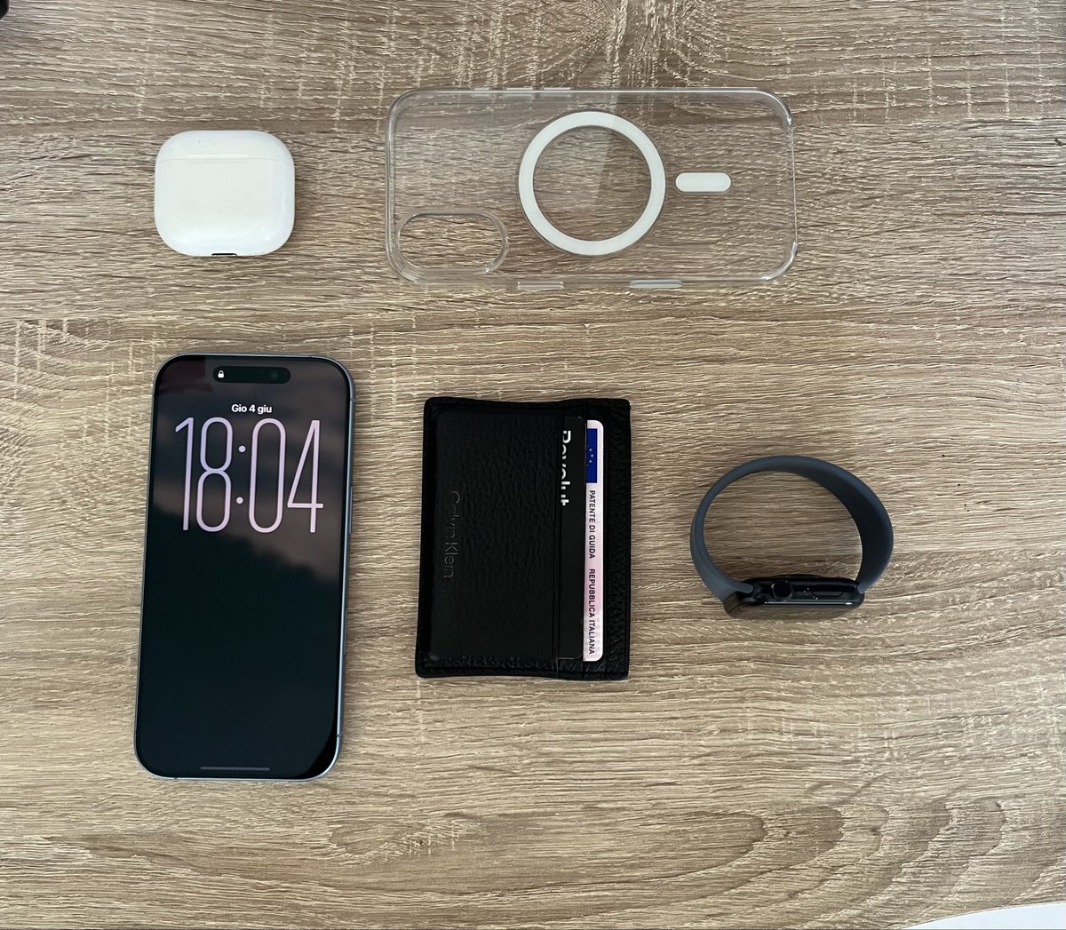 lrxfo's tweet photo. Show me your EDC ‼️📱

Here’s mine ⬇️ https://t.co/MtVyJfaGHR