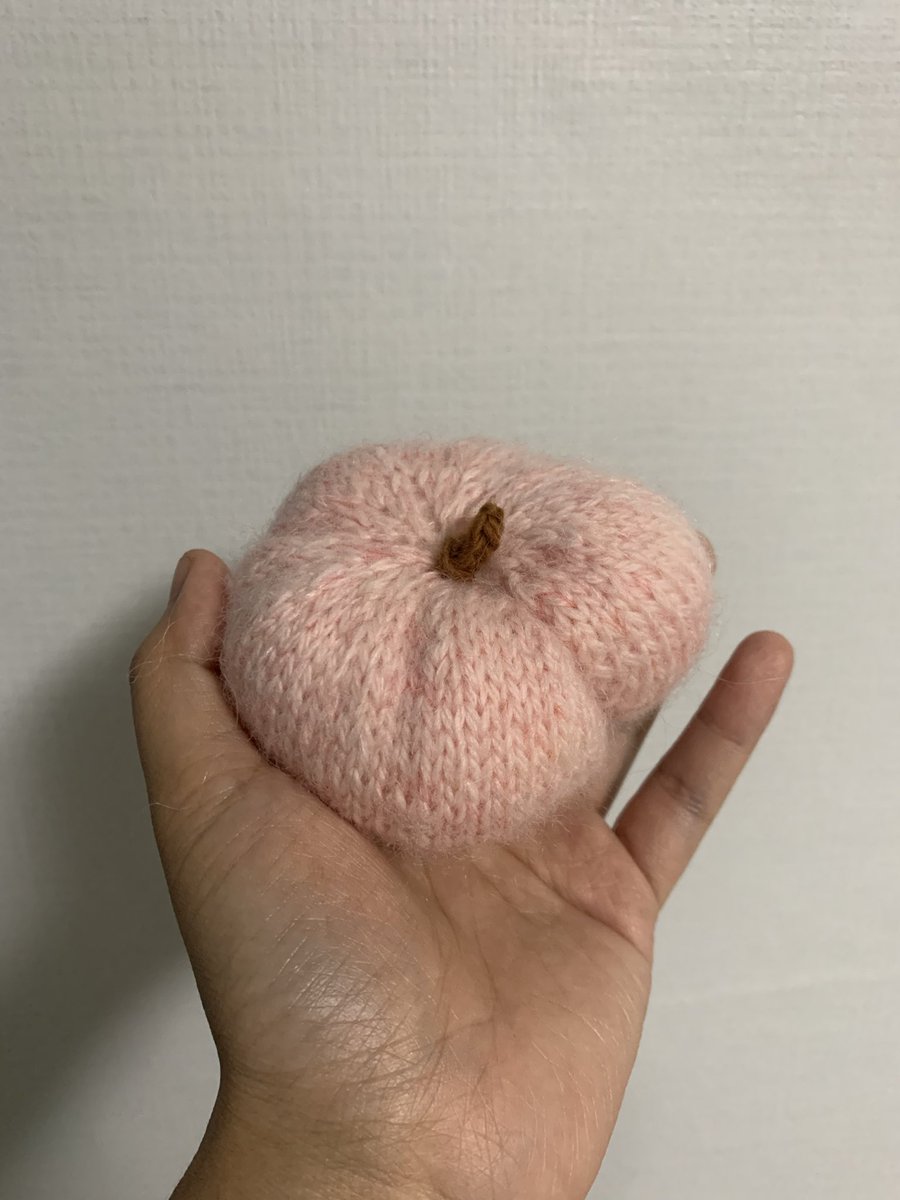holloknit's tweet photo. 색이 넘 맘에 안들어.. https://t.co/AgCdx9VHJi