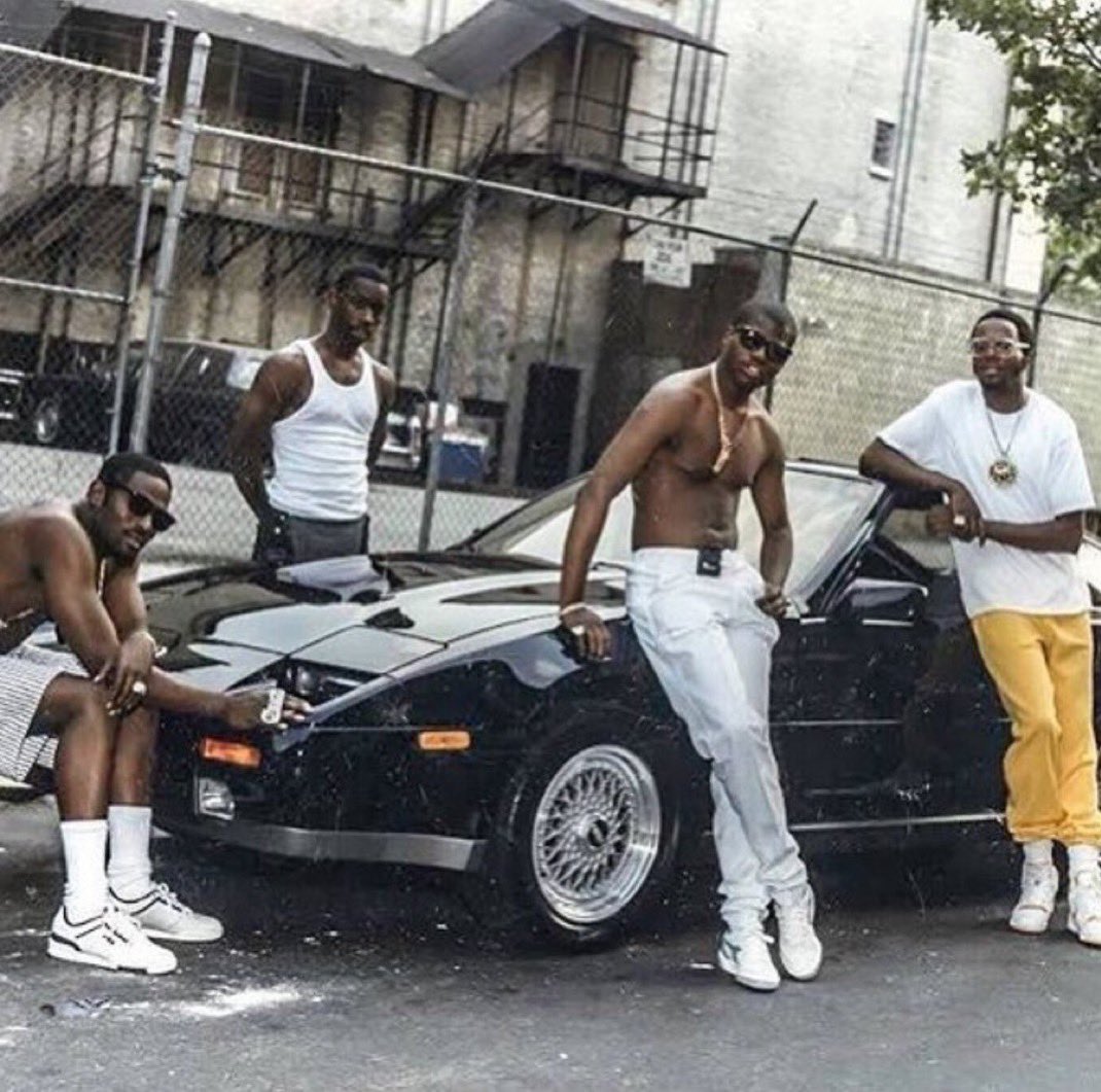 _ValTown_'s tweet photo. 1st photo: OG Turtle &amp; The Santana Blocc Crips in Compton.  

2nd photo: Chuck Born, Stan, Rich Porter &amp; Prince in Harlem. 

Nissan 300ZX’s in each photo. https://t.co/hLUlJsqVMJ
