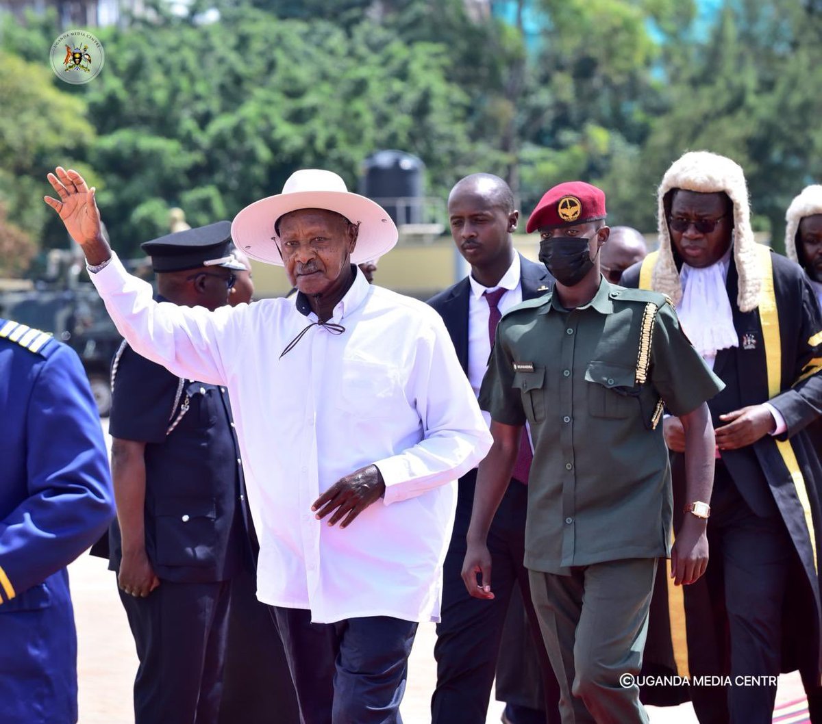 eddy_enuru's tweet photo. President Yoweri Kaguta Museveni says Uganda has graduated from the least developed countries category to lower middle income status.@KagutaMuseveni @StateHouseUg https://t.co/rcYJAmFGr3
