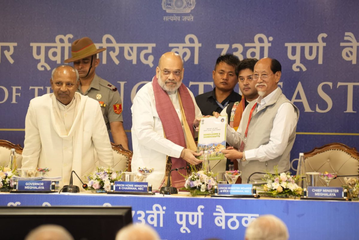 JakhaluHekani's tweet photo. Congratulations Hon’ble CM @Neiphiu_Rio for successfully placing the final report,as Convenor of HLTF on Handicraft &amp; Handloom for NE during the plenary @NEC_GoI 

Excited to see the action plan unfold under Hon’ble Minister   @AmitShah ji &amp; Hon’ble Minister @JM_Scindia ji . https://t.co/vZF3T0n7KH