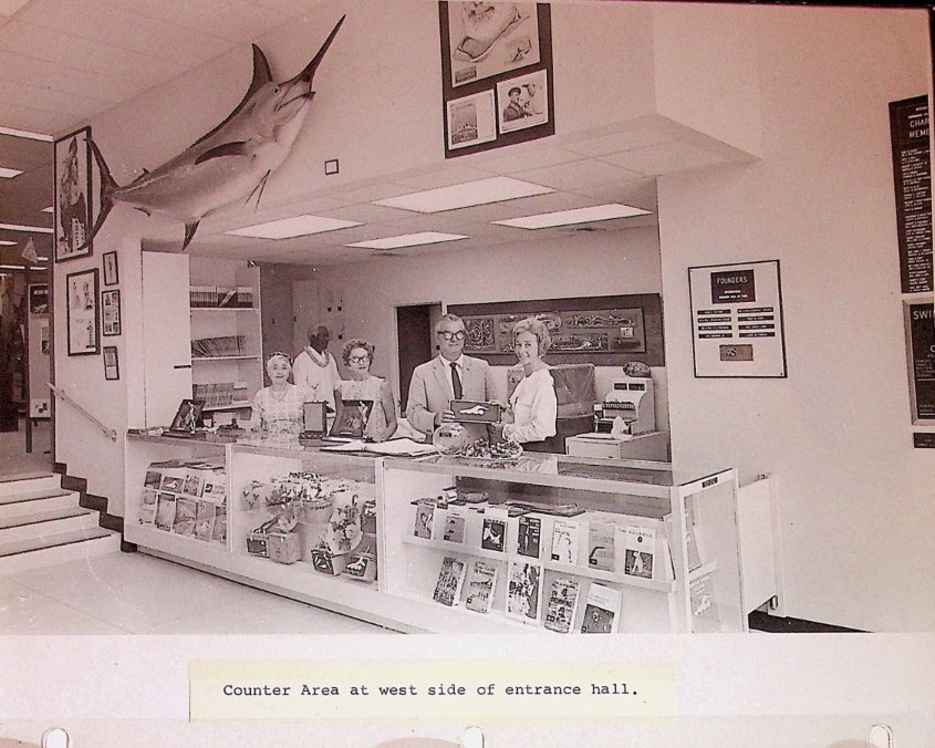 ISHOF's tweet photo. Today is Throwback Thursday. We want to share with you some photos of what the Museum looked like when it first opened in 1965! https://t.co/FmvHb9RHYi