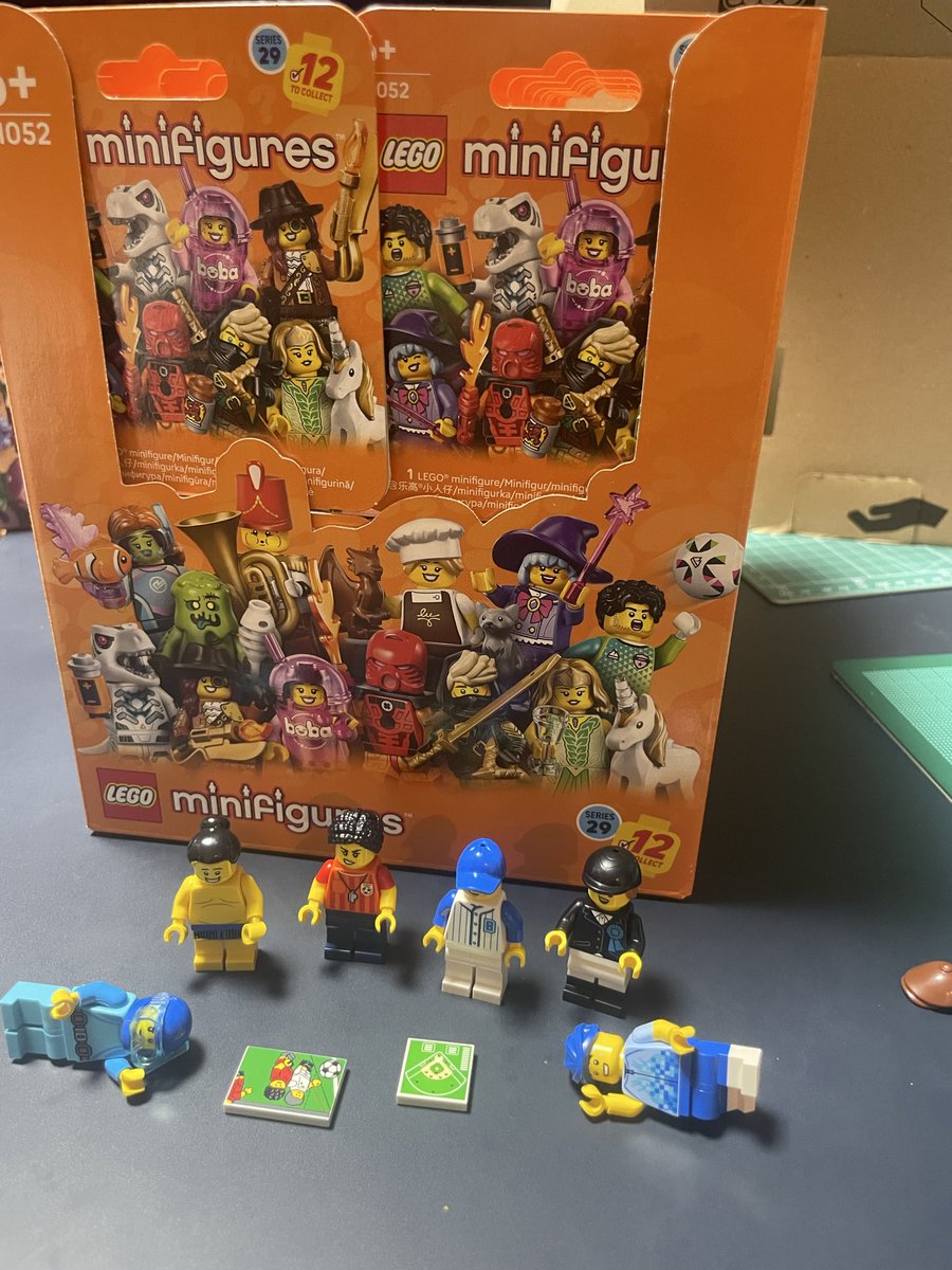 zegajing's tweet photo. 久々にミニフィグ箱買いと今月のBAMの面々
スポーツ系は組み合わせやすいですね
#レゴ https://t.co/48nyIEWdwj