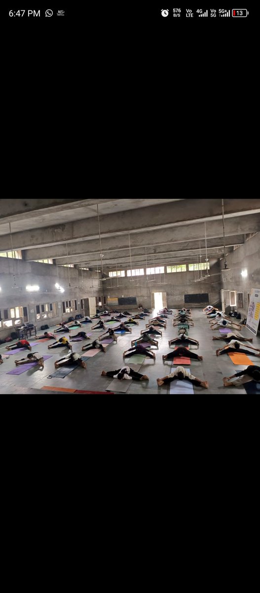 Amandeep631418's tweet photo. "योग केवल शरीर का व्यायाम नहीं, बल्कि मन, आत्मा और जीवन का संतुलन है।"Yogainspiration #Cmdiyogshala
@YogaAmreshJha @KamleshMSU  #Yogaforall #Lifechanger @cmdiyogshala #HealthyPunjab #Vision #HealthyIndia #pbGovt @AAPbalbir @AAPPunjab @PbGovtIndia https://t.co/5N8J5GJmuV