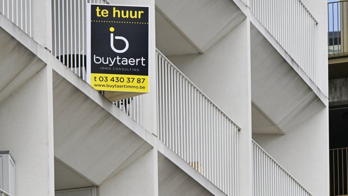 tijd's tweet photo. Half miljoen eigenaars met extra vastgoed verliest honderden euro’s belastingvoordeel https://t.co/Hba9DkCqlW https://t.co/6fCktW9vGr