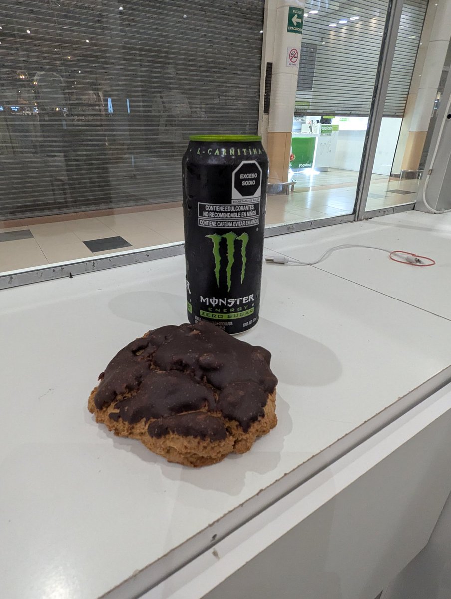 Gnarptune's tweet photo. Breakfats https://t.co/aFBlDopTEU