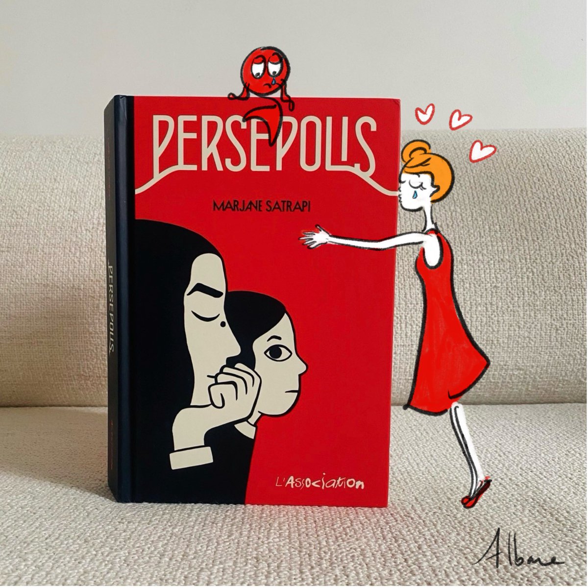 AgatheGazouille's tweet photo. On est si tristes …. À jamais dans notre bibliothèque et dans nos cœurs, merci Marjane Satrapi…. On vous adore. 
 #marjanesastrapi  #merci❤️#persepolis #iran https://t.co/RcDHbHThYy