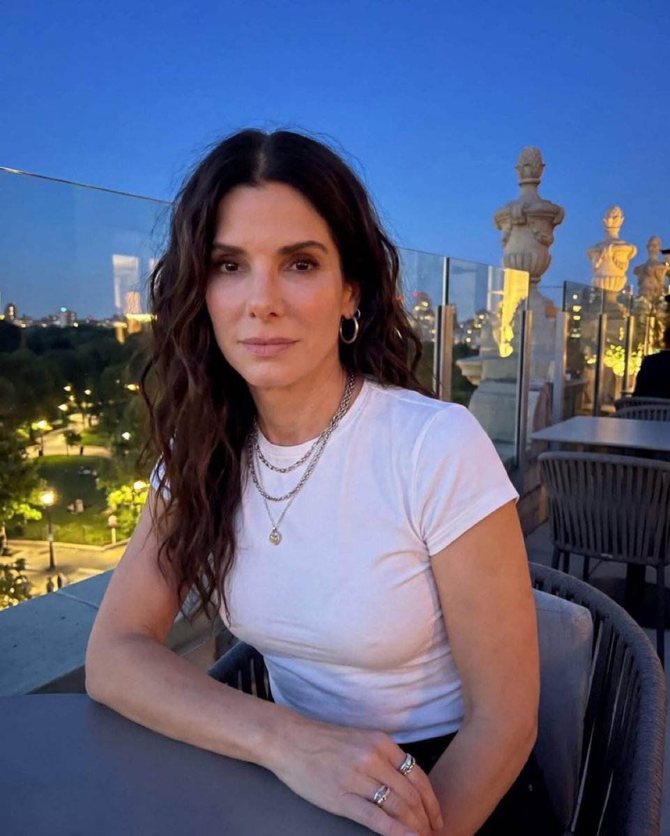 Sandra Annette Bullock Fans Page tweet media