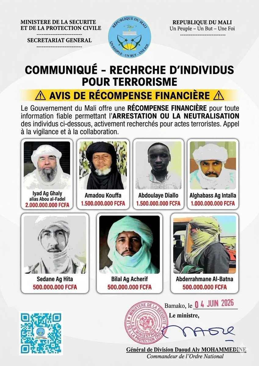 FONDATIONMLK's tweet photo. #AESinfo | #Mali 🇲🇱
🚨 Lutte contre le terrorisme : Le gouvernement du Mali met à prix la tête de plusieurs chefs terroristes dont : Iyad Ag Ghaly, Amadou Kouffa, Alghabass Ag Intallah , Seydane AG Hita. 

Le gouvernement de la République du Mali offre des récompenses financière https://t.co/cVSikztu7Y