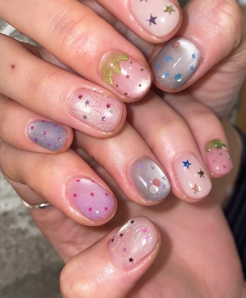 sasisbysi's tweet photo. 💅🏼🧼💗🌟🩵 https://t.co/lbBNAIbSsE