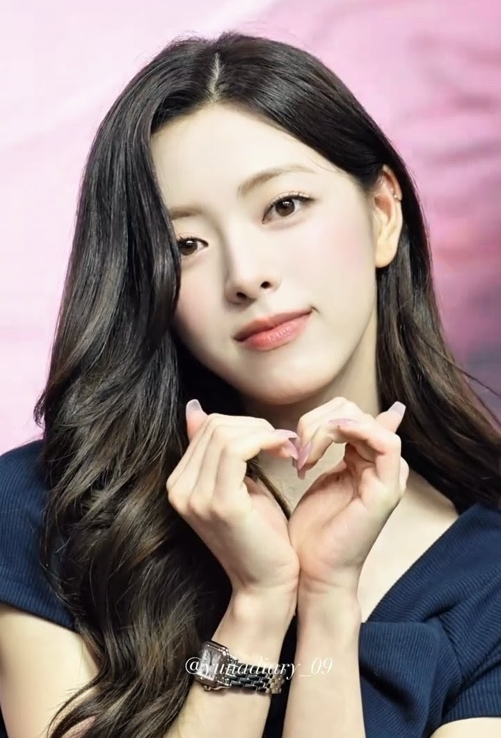panst2000's tweet photo. #𝑖𝑡𝑧𝑦 #𝑌𝑢𝑛𝑎 #유나 https://t.co/8Hhga1JjFK