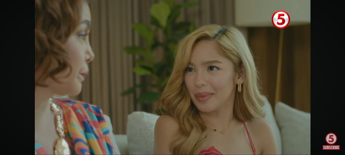 KapatidInsider's tweet photo. "Ma, I don't hate myself."

Talaga?

#ASIPGuarded
#ASecretInPragueTV5
#TodoMaxPrimetimeTV5 https://t.co/GZBvGf9Z4o