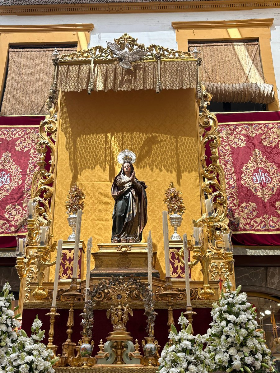Mguiadesevilla's tweet photo. Belleza de ciudad . #CorpusCristi  #sevilla #procesion https://t.co/wiCiIX4Kl5