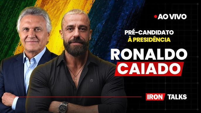 pierre_160754's tweet photo. O Médico que Esqueceu que a Ciência se Faz com Dúvidas

Ronaldo Caiado foi ao IronTalks e disse, com a convicção de quem não teme a contradição, que ninguém tem o direito de questionar autoridades sanitárias. Que as medidas adotadas durante a pandemia foram corretas. Que a vacinação compulsória era e continua sendo necessária. Tudo isso dito com o peso adicional de quem carrega no currículo um diploma de medicina.

O problema é exatamente esse. Caiado é médico. E médico que defende a proibição do questionamento científico não está defendendo a ciência. Está defendendo a autoridade. São coisas radicalmente distintas — e confundi-las, para quem estudou medicina, não é ingenuidade. É desonestidade intelectual.

A Ciência Não É um Decreto. É um Processo.

A história da medicina é, em sua essência, uma sequência ininterrupta de heresias que se tornaram consenso.

Durante séculos, a teoria dos humores de Galeno foi "a ciência". Questionar o sangramento como tratamento era desrespeitar os especialistas. Ignaz Semmelweis foi institucionalizado — literalmente internado em um hospício — por insistir que médicos deveriam lavar as mãos antes de partos. A comunidade científica da época o rechaçou. Ele morreu antes de ser reconhecido. Hoje, a higiene hospitalar é protocolo universal.

Barry Marshall bebeu uma solução com H. pylori em 1984 para provar que úlceras gástricas tinham causa bacteriana — e não emocional, como "a ciência" sustentava. A comunidade médica o ridicularizou. Ele ganhou o Nobel em 2005.

A lista é interminável: a circulação sanguínea de Harvey; a anestesia, combatida por médicos que achavam que a dor era terapêutica; a vacinação do próprio Jenner, condenada pela Royal Society; a teoria da placa tectônica, rejeitada por décadas como absurdo geológico.

O método científico não é a aceitação de autoridades. É exatamente o oposto: é a institucionalização organizada da dúvida. Karl Popper definiu com precisão cirúrgica: uma teoria científica é aquela que pode ser refutada. O que não pode ser contestado não é ciência — é dogma. E dogma com jaleco continua sendo dogma.

Quando Caiado diz que ninguém deve questionar autoridades sanitárias "por respeito à ciência", ele não está defendendo a ciência. Ele está negando o seu fundamento epistemológico mais básico.

A Pandemia e a Revisão que Não Parou

A pandemia de Covid-19 foi, entre outras coisas, um experimento em tempo real sobre o que acontece quando se trata consenso científico provisório como verdade inabalável — e se persegue quem ousa divergir.

Vejamos o que "a ciência" dizia em 2020 e o que os próprios órgãos sanitários foram obrigados a rever depois:

A OMS inicialmente descartou a transmissão por aerossóis, insistindo na transmissão por gotículas. Meses depois, recuou. O CDC americano reverteu suas recomendações sobre máscaras múltiplas vezes — em sentidos opostos. A eficácia das vacinas de mRNA contra transmissão comunitária, vendida com entusiasmo no início, foi progressivamente rebaixada à medida que as evidências chegavam: estudos da temporada 2024-2025 estimaram eficácia de apenas 33% contra visitas a emergências e 40% contra hospitalização geral em adultos — números distantes da promessa original de proteção superior a 90% contra infecção. O conceito de imunidade de rebanho via vacinação foi abandonado a cada nova variante.

Nada disso, registre-se, invalida a vacinação como instrumento de saúde pública. O que invalida é a pretensão de que as posições iniciais eram infalsificáveis — e que contestá-las era "anticiência". Era, na verdade, ciência funcionando.

Compulsório: Uma Questão de Poder, Não de Saúde

A vacinação compulsória não é uma questão científica. É uma questão política, jurídica e ética.

Mesmo que uma vacina seja eficaz — dado que precisa ser avaliado caso a caso, faixa etária por faixa etária, risco por risco — a imposição coercitiva ao corpo de um indivíduo envolve ponderação de direitos fundamentais que transcendem a epidemiologia: autonomia, integridade física, liberdade de consciência, proporcionalidade entre risco individual e benefício coletivo.

O Brasil mantém a vacina de Covid-19 em seu calendário nacional de vacinação infantil de 2025, aplicável a crianças a partir de 6 meses de idade. Enquanto isso, países com sistemas de saúde reconhecidamente superiores ao nosso foram na direção contrária. Uma avaliação americana de 20 nações desenvolvidas concluiu que os EUA eram um outlier global no número de doses recomendadas — sem apresentar taxas de vacinação mais altas do que países que recomendam menos e confiam na educação em vez de mandatos. A Dinamarca imuniza contra 10 doenças; os EUA recomendavam 18. A resposta racional não é tutelar — é informar e respeitar a escolha.

A compulsoriedade não protege a saúde pública. Ela corrói a confiança pública — e sem confiança, não há adesão voluntária sustentável a nenhum programa de saúde. A confiança pública americana em saúde caiu de 72% para 40% entre 2020 e 2024, coincidindo exatamente com o período de mandatos e restrições. A taxa de adesão à vacina de Covid-19 infantil não passou de 10% em 2023, mesmo com a vacina no calendário oficial. A coerção fracassou onde a persuasão não foi sequer tentada honestamente.

Os Tratamentos que Foram Criminalizados Antes de Ser Estudados

Há um capítulo que o discurso oficial ainda não fechou, e que o silêncio de Caiado sobre ele é particularmente eloquente.

Durante a pandemia, médicos brasileiros que prescreveram tratamentos off-label foram denunciados ao CRM, ameaçados de perda de registro, tratados como charlatões. A ivermectina — um antiparasitário com perfil de segurança amplamente estabelecido, com bilhões de doses administradas mundialmente, com propriedades antivirais conhecidas in vitro — foi transformada em símbolo de negacionismo pela narrativa oficial, antes que os estudos clínicos rigorosos sequer chegassem a termo.

O estado atual da evidência científica sobre ivermectina e Covid-19 é genuinamente incerto. Há meta-análises que não encontraram benefício significativo sobre hospitalização ou mortalidade. Há estudos observacionais que apontam potencial em determinados contextos e estágios da doença. O debate científico, como deve ser, permanece em aberto. Esse resultado — mesmo que o resultado final seja negativo — seria o resultado legítimo de um processo científico honesto.

O que foi feito, porém, foi diferente: a hipótese foi criminalizada antes de ser testada adequadamente. Médicos foram punidos por tentar. Pacientes foram deixados sem opções enquanto as autoridades sanitárias repetiam "aguardem as evidências" — e ao mesmo tempo impediam ativamente que as evidências fossem produzidas de forma ampla e livre. É o equivalente científico de proibir uma investigação e depois alegar que não há provas do crime.

A questão não é se a ivermectina funciona. A questão é: quem deu às autoridades sanitárias o direito de encerrar o debate antes de ele acontecer?

O Agravante: O Médico Que Deveria Saber

Tudo isso seria grave vindo de qualquer político. Vindo de Caiado — médico formado, que em tese estudou a história da medicina, que sabe o que aconteceu com Semmelweis, que conhece o conceito de ensaio clínico randomizado, que entende o que é viés de confirmação — é inescusável.

E há um dado que transforma a inescusabilidade em cinismo: em janeiro de 2021, Caiado sancionou em Goiás uma lei garantindo expressamente o direito da população de não se submeter à vacinação compulsória contra Covid-19. A lei existiu. Foi publicada no Diário Oficial. O mesmo Caiado que hoje, em um podcast de grande audiência, defende a compulsoriedade e a proibição do questionamento sanitário, foi o governador que assinou exatamente o oposto quando o vento político soprava em outra direção.

Isso não é evolução de pensamento fundada em novas evidências — o que seria cientificamente honroso. É reposicionamento de palanque. É a vacina da conveniência, aplicada em dose única conforme a temperatura do eleitorado.

Liberdade Como Premissa, Não Como Concessão

O livre debate público não é um luxo que as democracias se permitem quando tudo corre bem. É a condição de possibilidade do progresso científico e da legitimidade política.

Quando um Estado decide quais hipóteses podem ser discutidas, quais tratamentos podem ser tentados e quais questionamentos são permitidos — ele não está protegendo a ciência. Está substituindo a ciência pela autoridade. E autoridade, por definição, não se prova: se impõe.

A ciência médica avançou porque Semmelweis lavou as mãos contra o consenso. Porque Marshall bebeu as bactérias. Porque Harvey desenhou a circulação que ninguém via. Porque cada geração teve a ousadia de perguntar o que a geração anterior proibia.

Caiado quer ser presidente de um país com 215 milhões de pessoas. Antes disso, deveria responder a uma pergunta simples, aquela que qualquer estudante de medicina de primeiro ano aprende antes de qualquer protocolo clínico:

O que você faz quando a evidência contradiz a autoridade?

Se a resposta for "silencio a evidência e protejo a autoridade" — então não é da medicina que ele se esqueceu. É da liberdade. 

Na verdade, Ronaldo Caiado revela simplesmente ser um burocrata autoritário, disposto a suprimir a liberdade individual do cidadão, violando a Constituição e os direitos humanos.
