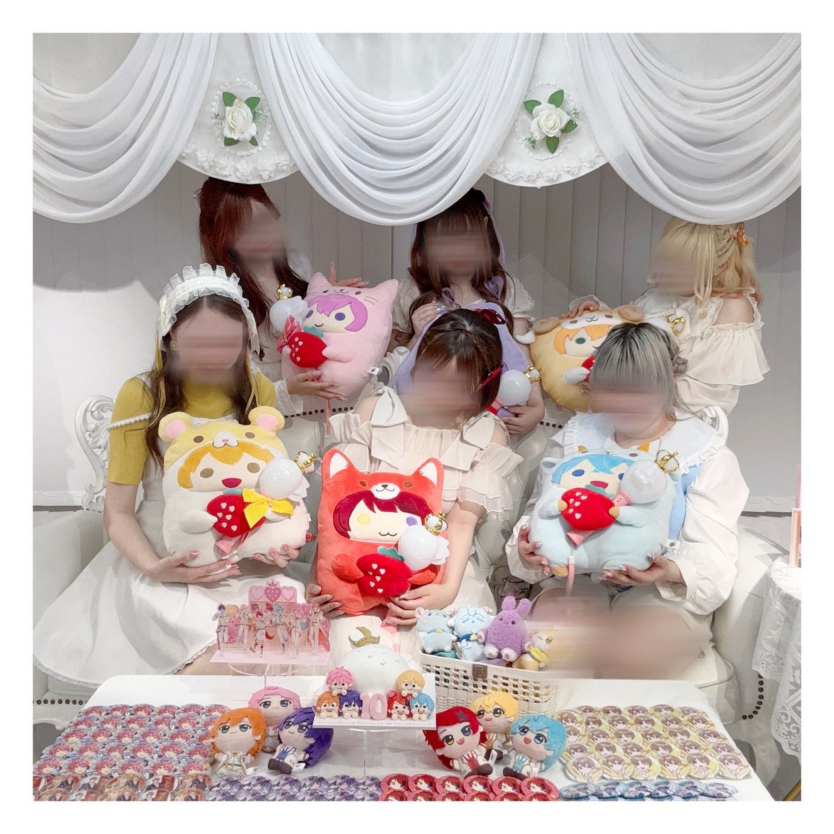 natyon_76rinu's tweet photo. すとぷりに出会えたことで
こんなにも素敵なお友達たちにも出会えて
こうして一緒にお祝いできることがすごくしあわせ。
こうしてすとぷりをだいすきな輪がもっともっと広がっていったらいいな。
10年ありがとう。
胸を張って言えるよ。すとぷりがだいすき
 #すとぷり結成10周年記念  #すとぷり10周年 https://t.co/M0MsJ4bEgR