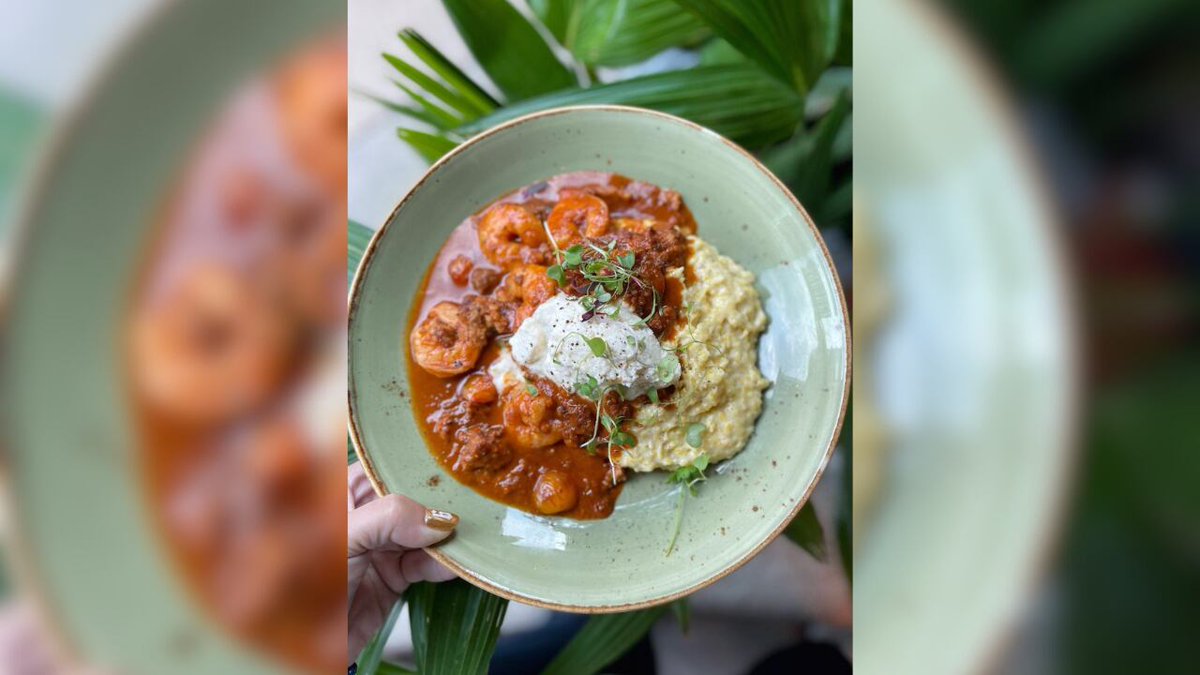 FOX19's tweet photo. 🍽 RESTAURANT NEWS 🍽 A Louisville-based eatery and wine bar known for its Southern comfort-style food, has permanently closed in Over-the-Rhine. DETAILS: https://t.co/qFDXcas9QR https://t.co/7ClBSCmp58