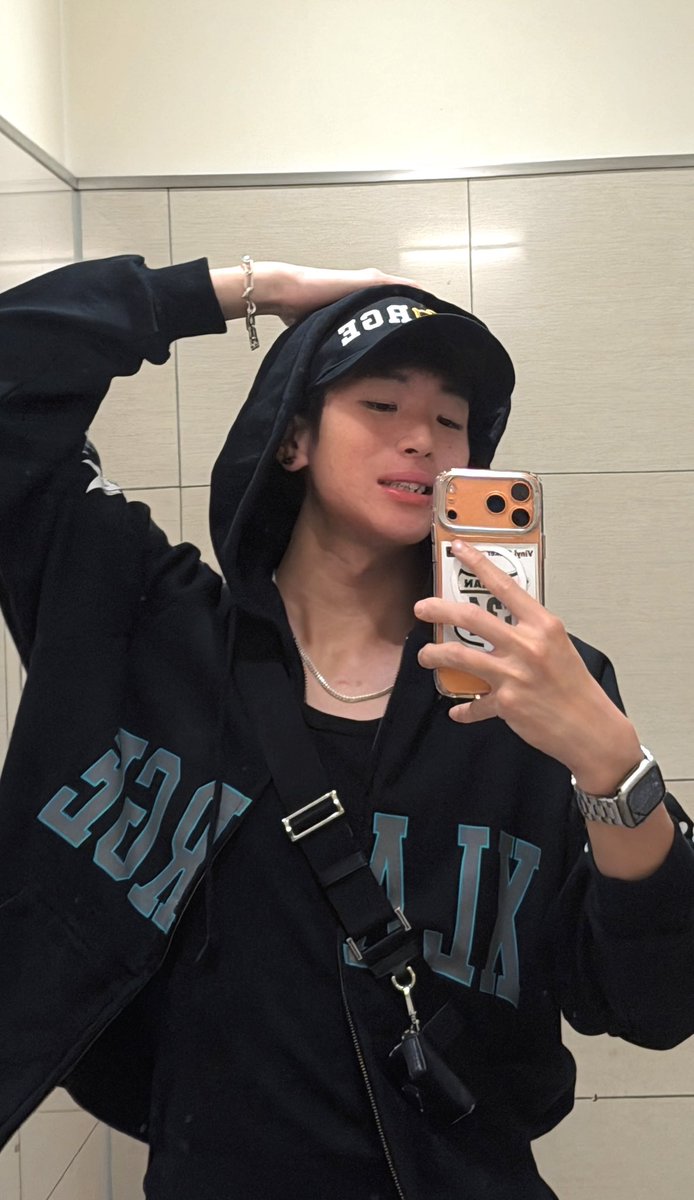 win_1221_'s tweet photo. 📸📸📸 https://t.co/ATeorgPTGn