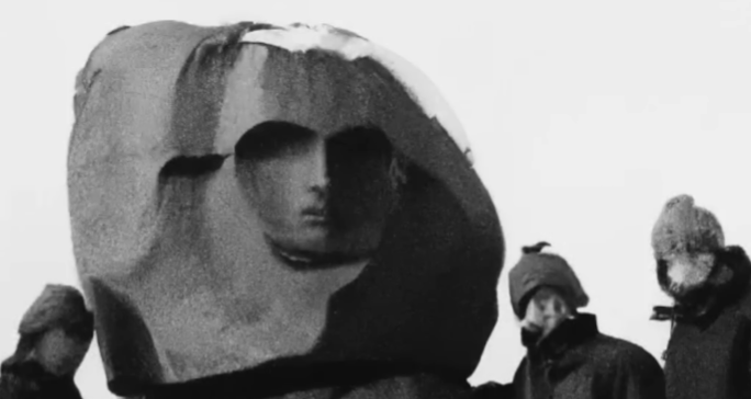 berechain's tweet photo. @DrDavidMiano The most ancient ruins imho are the ones of Tiwanaku. When the sun rises the horizon everyone raise the hands like in the picture to adore the sun in Puerta del Sol. By the other hand, there are pyramids and stones in Antarctica that no one can investigate https://t.co/7jsyGvUroc