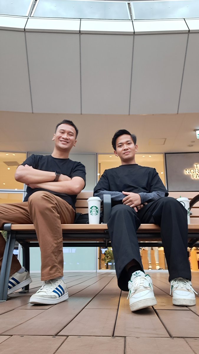 Dicky_fa's tweet photo. Orang kedua yang aku temuin di sini https://t.co/OqyyRsaTeZ
