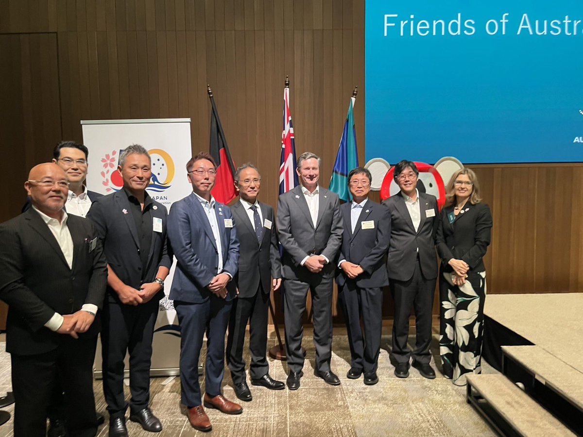 parentsbunin's tweet photo. 『Friends of Australia in Kansai2026』に参加しました。

オーストラリア大使や総領事に大阪府の姉妹校締結事業の報告とさらなるパートナーシップの深化についてお話をしました。

この1年だけでオーストラリア🇦🇺の高校と姉妹校締結をした府立高校はなんと25校！総数では42校が姉妹校締結をしています。

私も2月にオーストラリアに行きブリスベンの教育大臣とLOIを交わしました。

引き続き公立高校の生徒たちのグローバルオープンマインドと英語力の育成に努めたいと思います。

#大阪府教育委員会