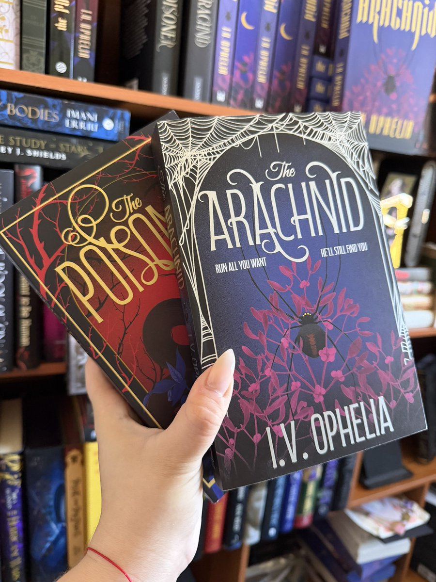 Ophallic's tweet photo. They look so whimsy when they’re together ! https://t.co/vT2ryKFUlm