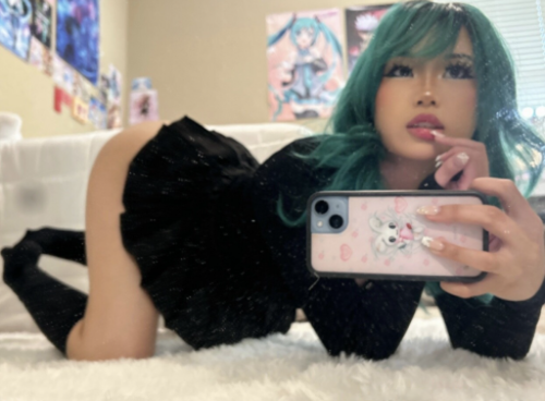 meeksowo's tweet photo. Feeling super icky today :3 https://t.co/AoPHknSjhO