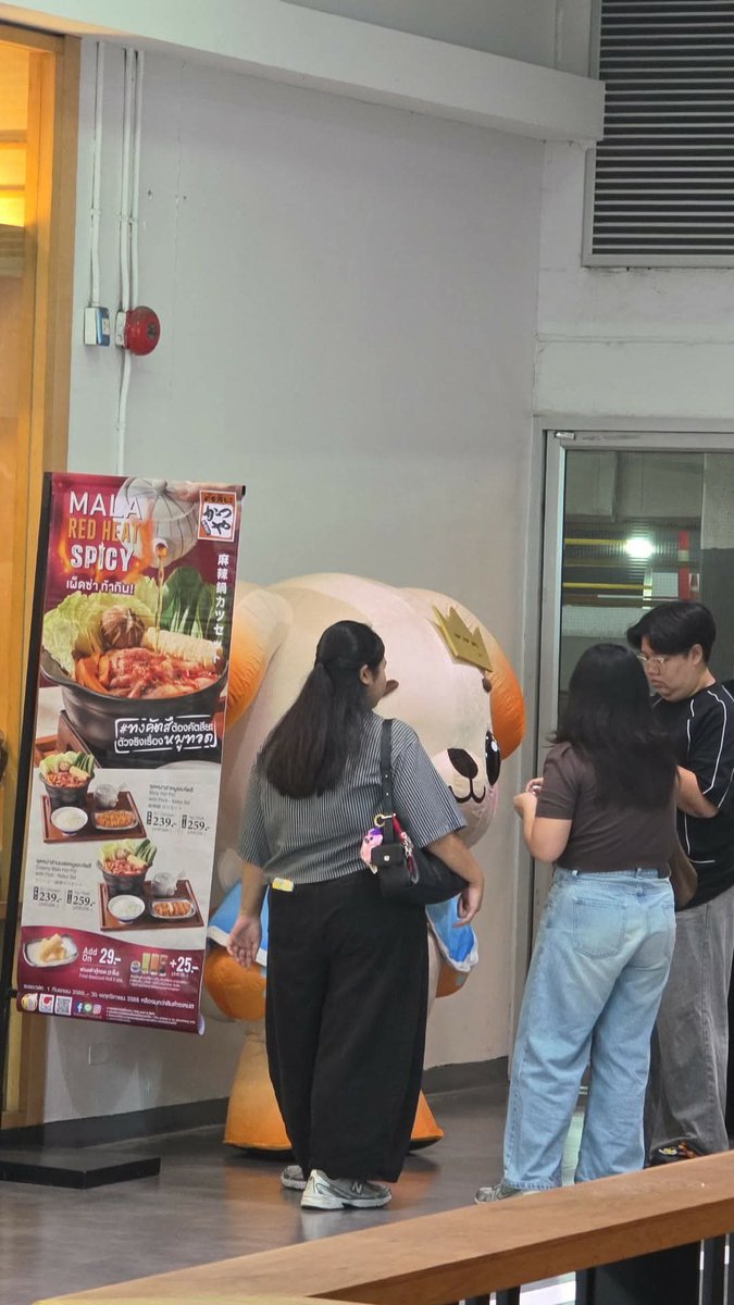 Baa_Build's tweet photo. หลบอยู่อย่างงั้น คิดว่าตัวเล็ก
5555555555555555555

 #PURITOxTeeTeePor #bokbear https://t.co/M4nznmDOm8
