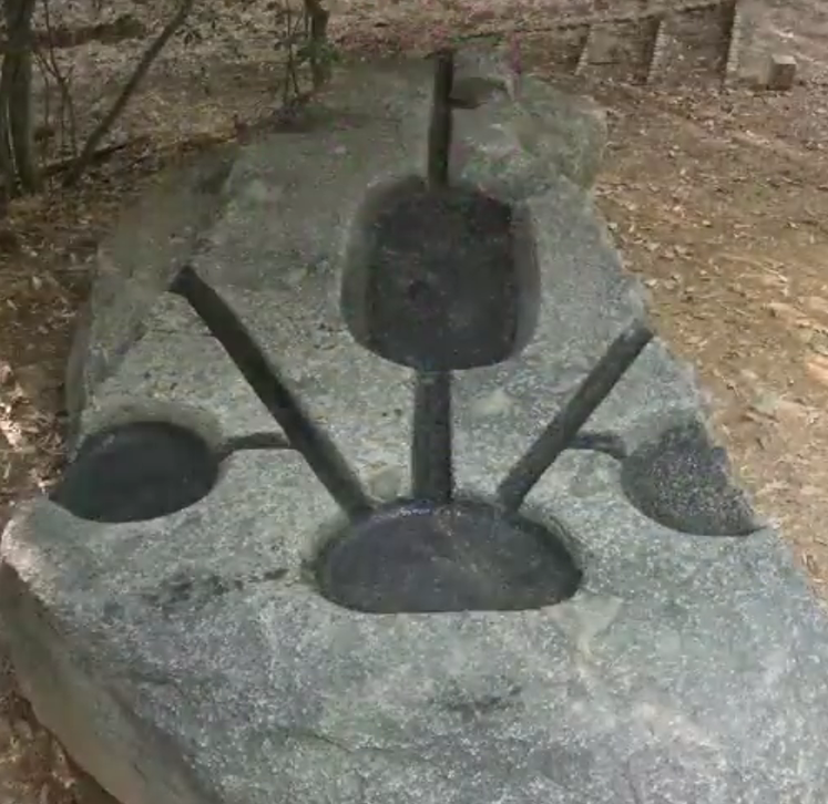 berechain's tweet photo. @DrDavidMiano Another kind of megaliths that are extremely ancient and common in many parts of the world and the same stone building technique present in many parts of the world are the result of a common Empire sharing the same arquitecture and sun cult. https://t.co/bIOj0KNEVK