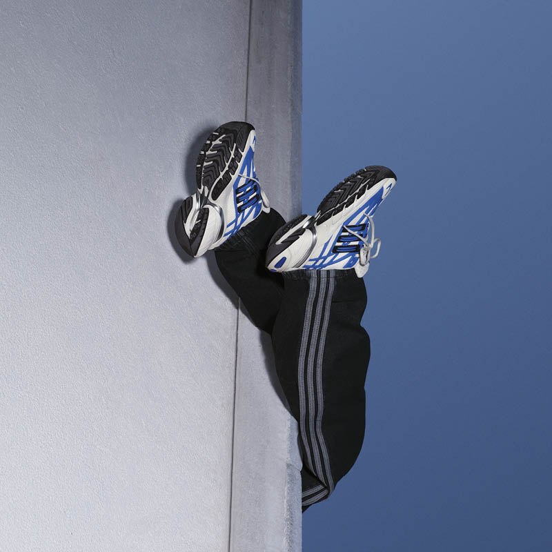 adidasoriginals's tweet photo. Makes you look twice 👀 ​
​
adistar XLG just dropped. On foot, all day. Light, breathable, cushioned. ​
​
Explore more: https://t.co/9CtvX7AuoQ https://t.co/6fGwN5FAlJ