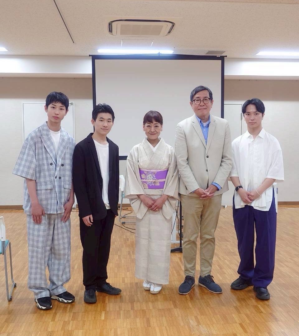 E7th_official's tweet photo. ＼#Yahooニュース／
#岡野圭吾 が主人公を演じた映画の上映会が記事になりました。友人役の #梅見光 も紹介されています。
ぜひご覧ください。

宇佐市出身の名横綱・双葉山は相撲が嫌いだった…少年時代に焦点当てたドキュメンタリー映画、東京で上映(読売新聞オンライン)
→https://t.co/SuYdC2pxov https://t.co/ebRhgtnlGc