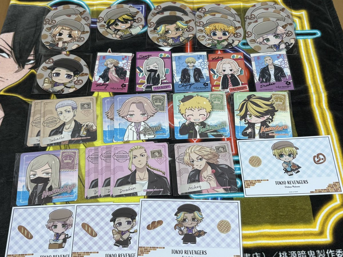 akasakaron's tweet photo. 東京リベンジャーズ　東リベ　江ノ島ミッション　ガラポンステッカー　購入特典カード　ポストカード　プリカフェ　コースター
譲　乾青宗　◯龍宮寺堅　★三途春千夜　◯花垣武道　三ツ谷隆　灰谷竜胆　★佐野万次郎　★松野千冬　★灰谷蘭　柴大寿　羽宮一虎
求　200/枚
★は◯を同数お迎えください https://t.co/QOoDioyhq0