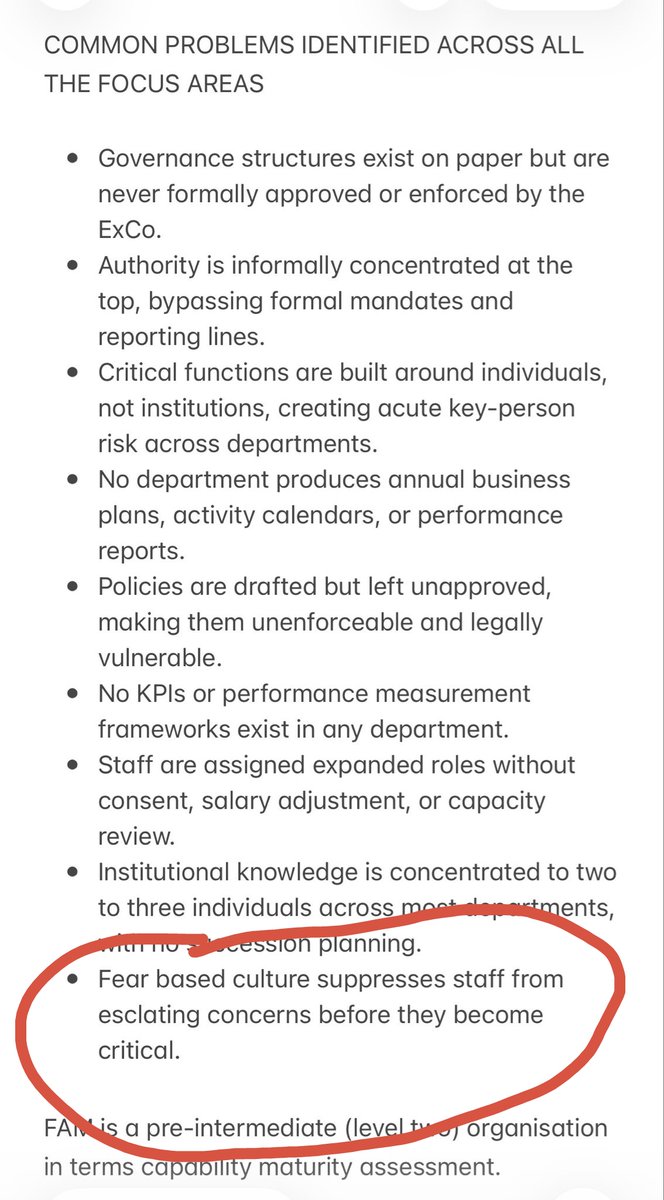 bolainsidermy's tweet photo. "Budaya kerja takut bersuara".

Nak buat macam mana, pemikiran masih feudal.

Contoh terbaik, masa EGM tadi. Kongres sepatutnya 'riuh', ada Q&amp;A sebelum buat keputusan. Yang tanya or bagi pendapat, sorang je tadi. Tu pon dikecam. 

Proactive la sikit. https://t.co/DDDR2gXz7m