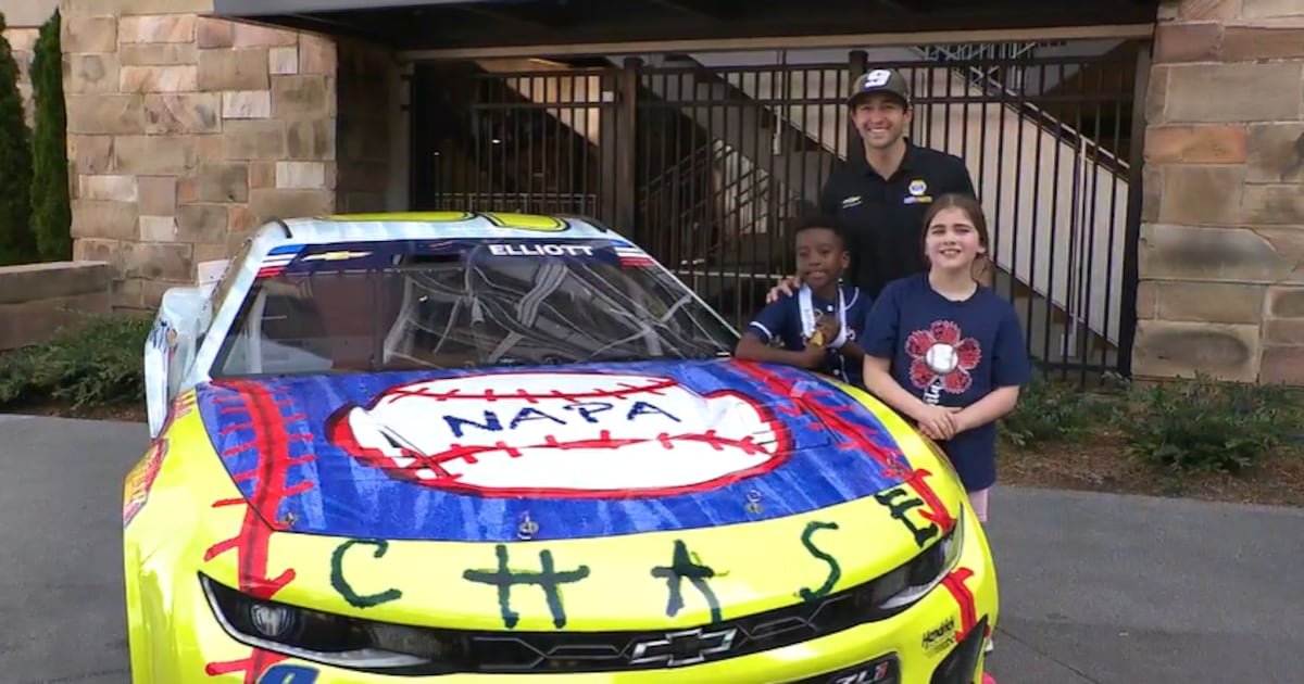 wsbtv's tweet photo. Chase Elliott unveils paint scheme designed by Children’s Healthcare of Atlanta patients https://t.co/dqh4dglhSH https://t.co/b9Vz20eFVb
