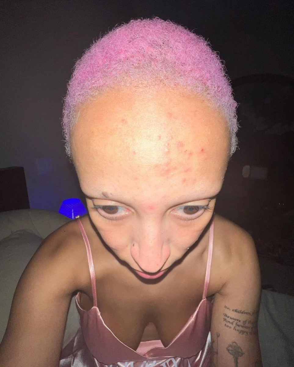 RealKashBoy's tweet photo. Look at you 😭😭😭 https://t.co/LYat0wt8Oz