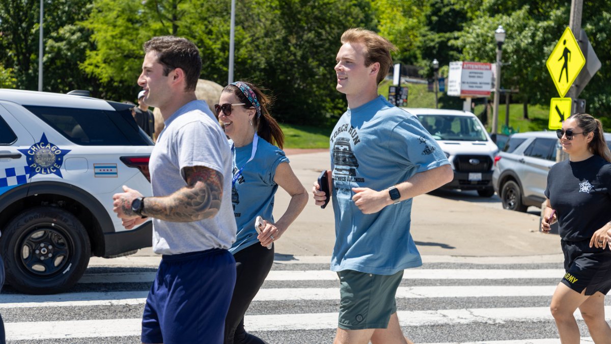 SpecialOlympics's tweet photo. Thank you @GallagherGlobal for Platinum Sponsoring the @2026USAGames and joining the Flame Lighting at Soldier Field.
Our #LETRforSO volunteers and #SpecialOlympics athletes will carry the Flame of Hope to the USA Games.
https://t.co/M22ojc6bj8 @SONorthAmerica #2026USAGames https://t.co/mCYFBDhNf7