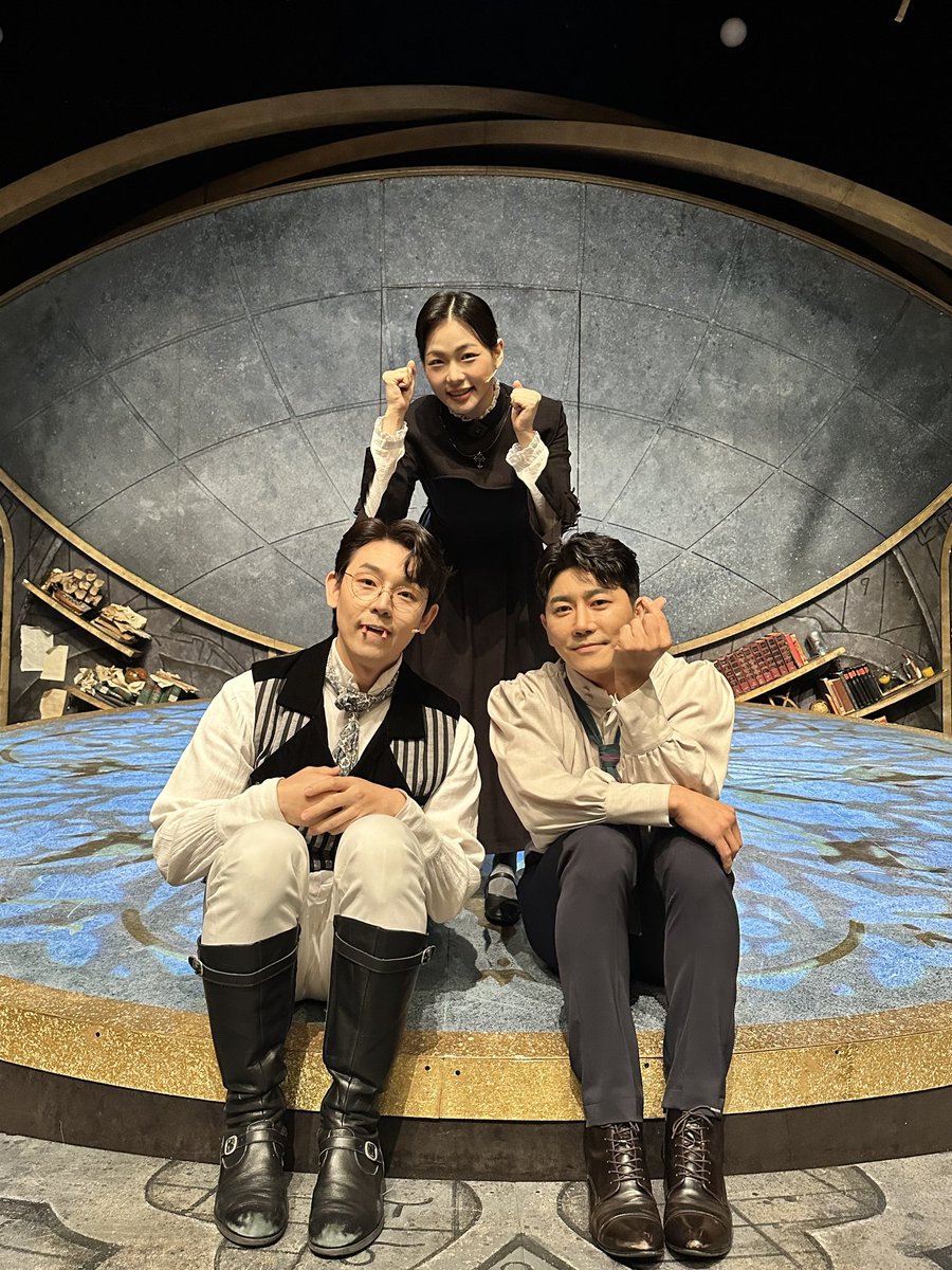 companyrang's tweet photo. #뮤지컬시데레우스
#시데레우스🔭 | 첫 공연 사진📸

2026 뮤지컬 <시데레우스>의 첫 번째 공연이 끝났습니다.

#박민성 #기세중 #유낙원 배우의 첫 공연 즐거우셨나요?
끝까지 많은 사랑 부탁드립니다!

-
뮤지컬 <시데레우스>
2026.06.04 - 08.30
플러스씨어터 https://t.co/Iv65T1hwba
