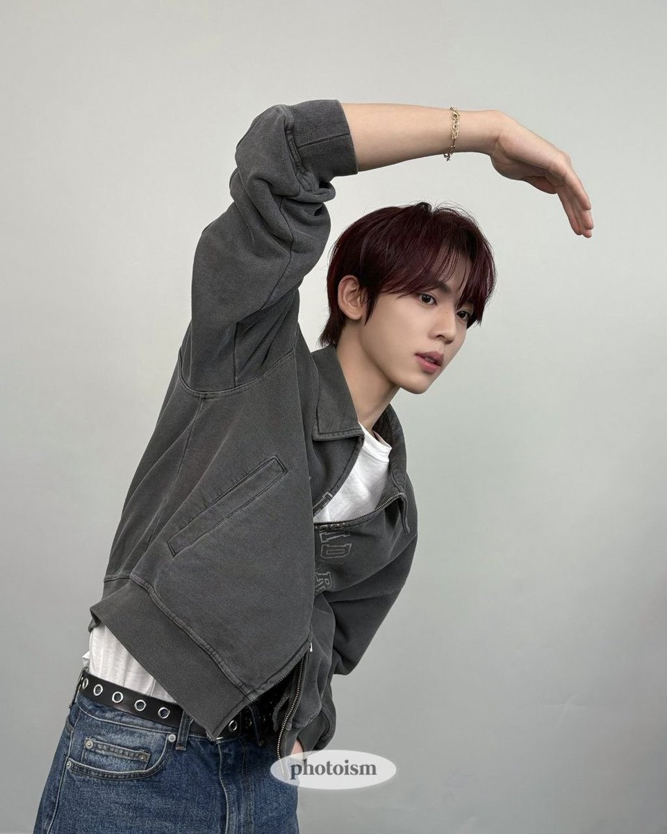 YJ tweet media