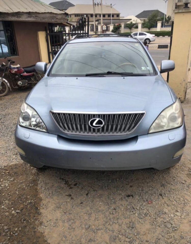 Ni_09x's tweet photo. Unregistered Rx 330, first user, first body 
Price : 10.5M
Location: Akala express ibadan https://t.co/i4b0fjrbLm