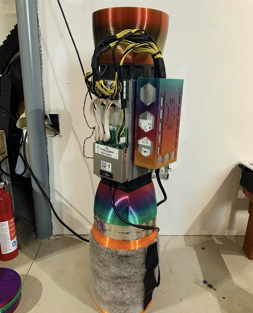 IxTechCrypto's tweet photo. Throwback Thursday to when we were testing the apw3 psu holder and 8in filter design on an s9. I got a multi color petg pack and made some shrouds too🤪

This s9 was going to the moon 🚀🚀 https://t.co/LHh7d9DAHE