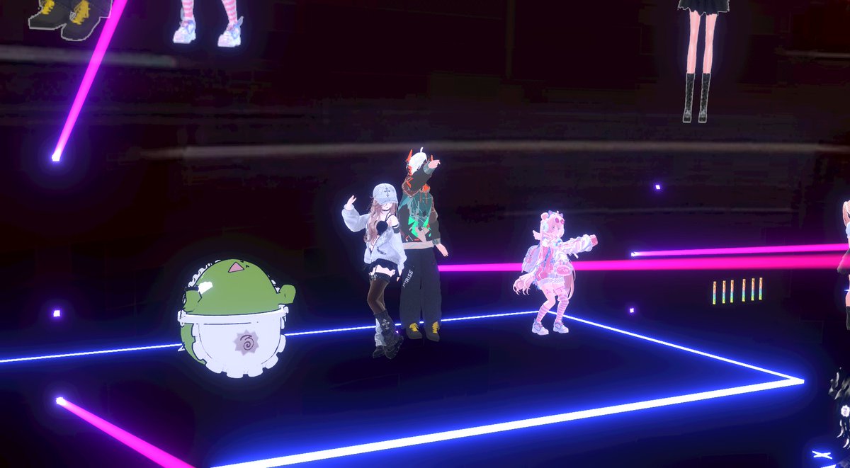 Like_nameless's tweet photo. #さるサルナイト
VRダンサーズ
めっちゃ豪華だわあ
#cluster https://t.co/YHQjC2Yfq5