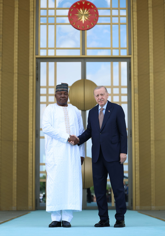 NigerAr's tweet photo. 🇳🇪🤝🇹🇷🇳🇪🤝🇹🇷
Visite de travail et d’amitié en République de Türkiye https://t.co/8pB405aMyY