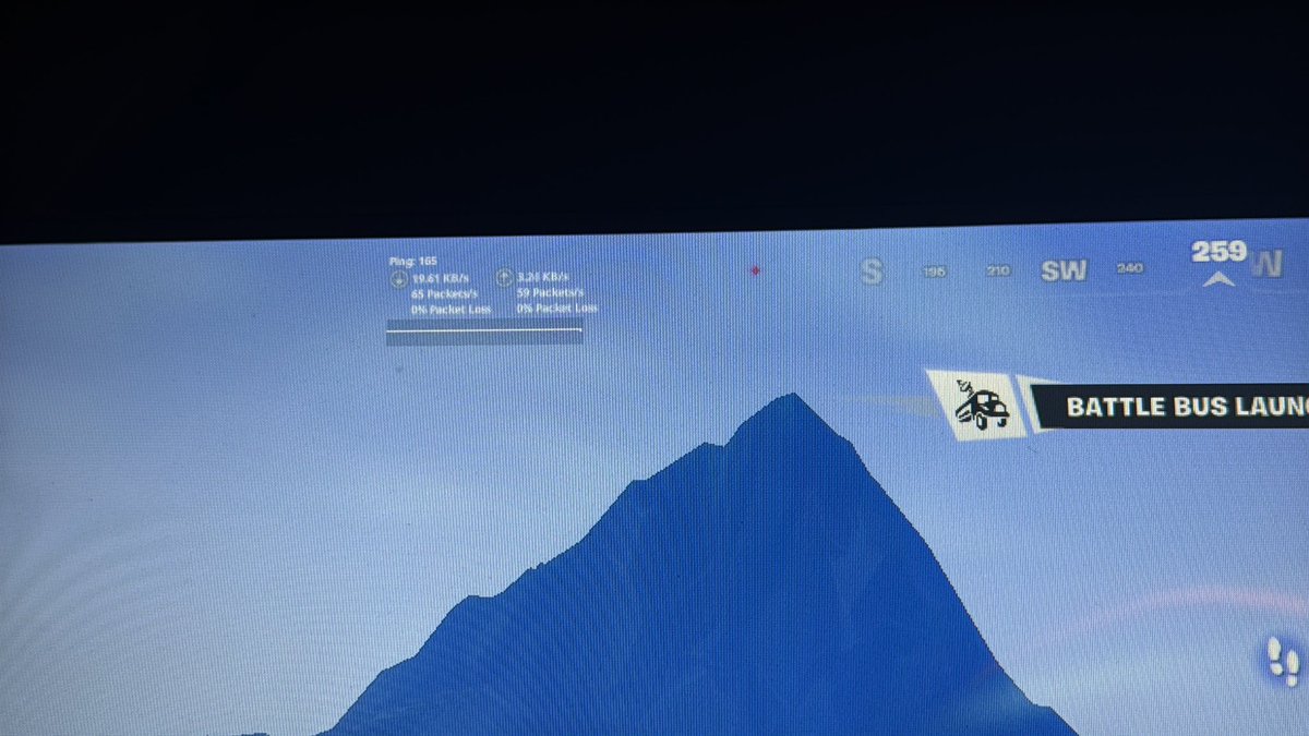 Exoid1x's tweet photo. @FortniteME @FortniteStatus https://t.co/LyLxl50seU