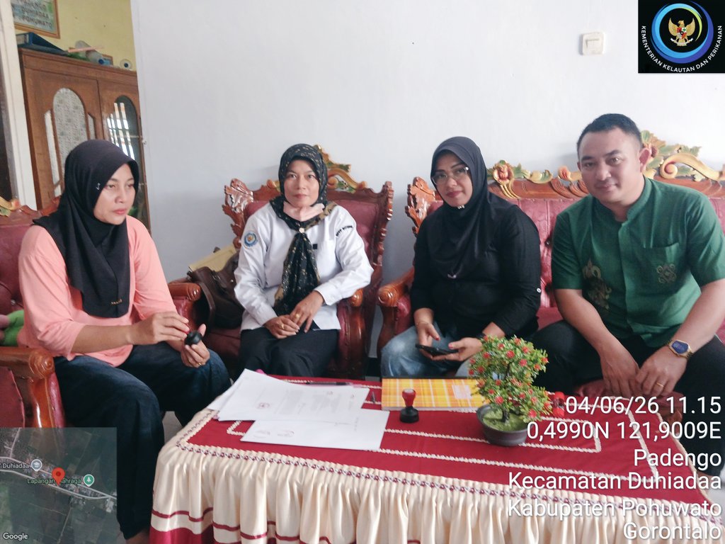 AgusthaPi's tweet photo. Kamis (04/06), PPPK Kab.Pohuwato, fasilitasi dan penandatanganan  proposal Tematik Bioflok Kopdes Merah Putih,  di Desa Padengo  Kecamatan  Duhiadaa
#GiatLuhkanSatminkalBitung
#LuhkanPohuwato
@bppsdm_bp3btg
@bppsdm_kp https://t.co/7HdATHvUXt
