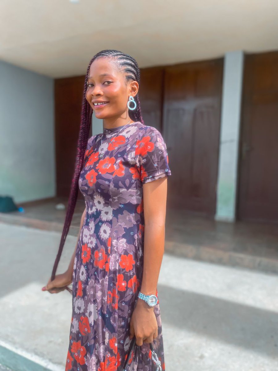 OpizMilly's tweet photo. The girl is beautiful but it's a pity she's a disgrace to her parents, the trending girl na she be this #viralvídeo #trending #nudes #runsgirl @GossipMillNaija @gossipgirl #pastor #daughter https://t.co/RZwxYd9Z5D